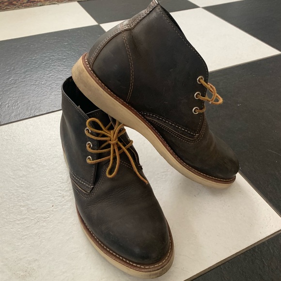 RED WING LEATHER BOOTS CHARCOAL SIZE 8.5 MENS - Picture 2 of 5